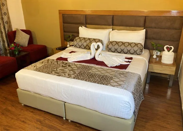 Deluxe King Room
